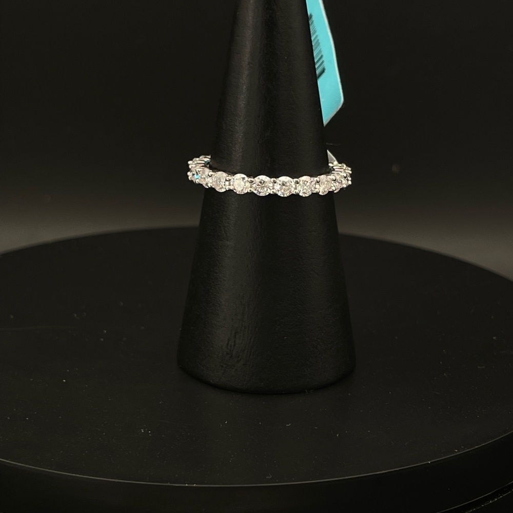Elegant Silver Women's Ring